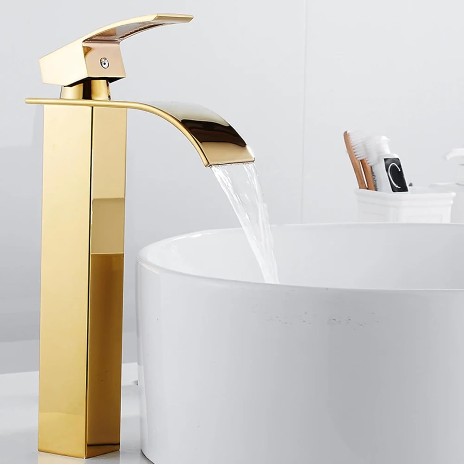 Basin Faucets Gold Brass Faucet Square Bathroom Sink Faucet Single Handle Deck Mounted Toilet Hot and Cold Mixer Water Tap