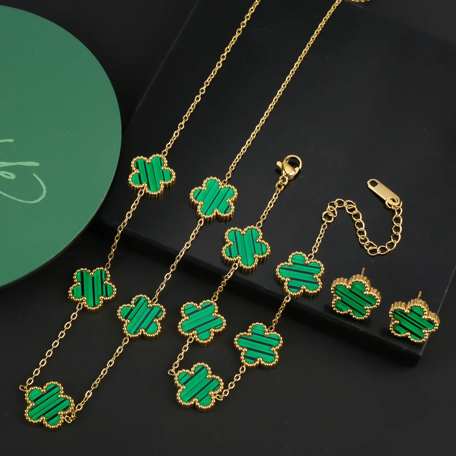 Hot Stainless Steel Gun Black Simple Plant Five-leaf Flower Bracelet Necklace Earrings Three-piece Jewellery Set Ladies Clover
