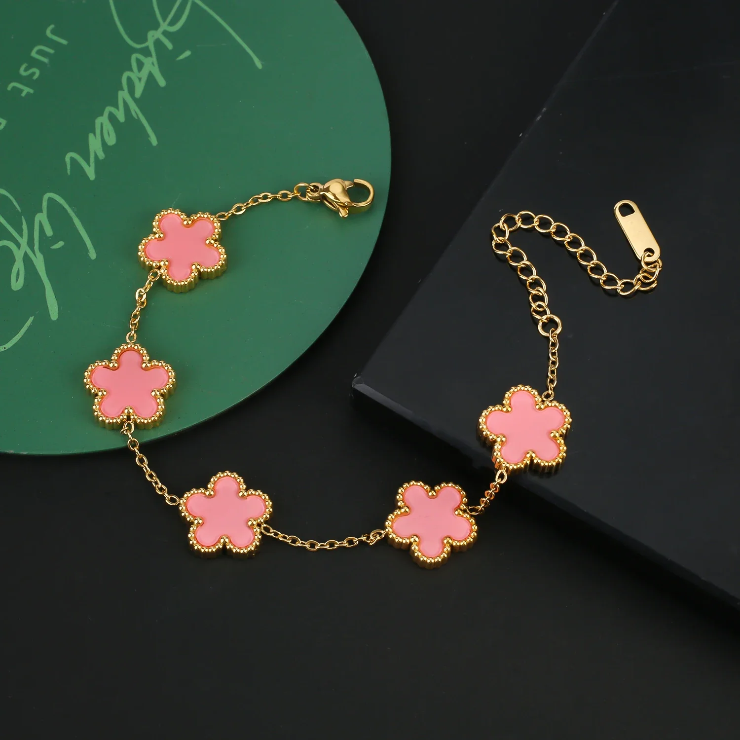 Hot Stainless Steel Gun Black Simple Plant Five-leaf Flower Bracelet Necklace Earrings Three-piece Jewellery Set Ladies Clover