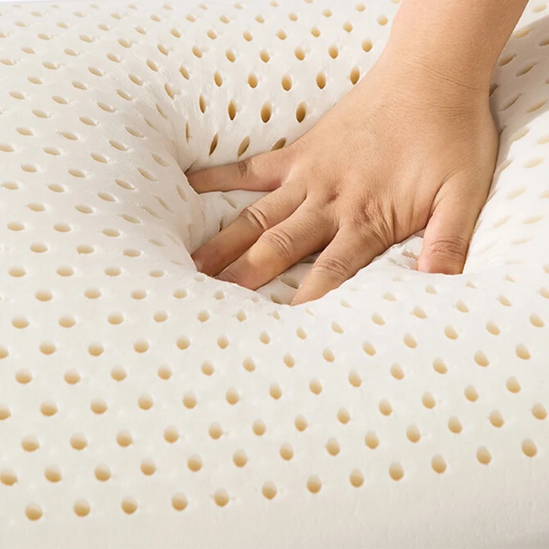 Medium Soft Queen Size Natural Latex Foam Pillows