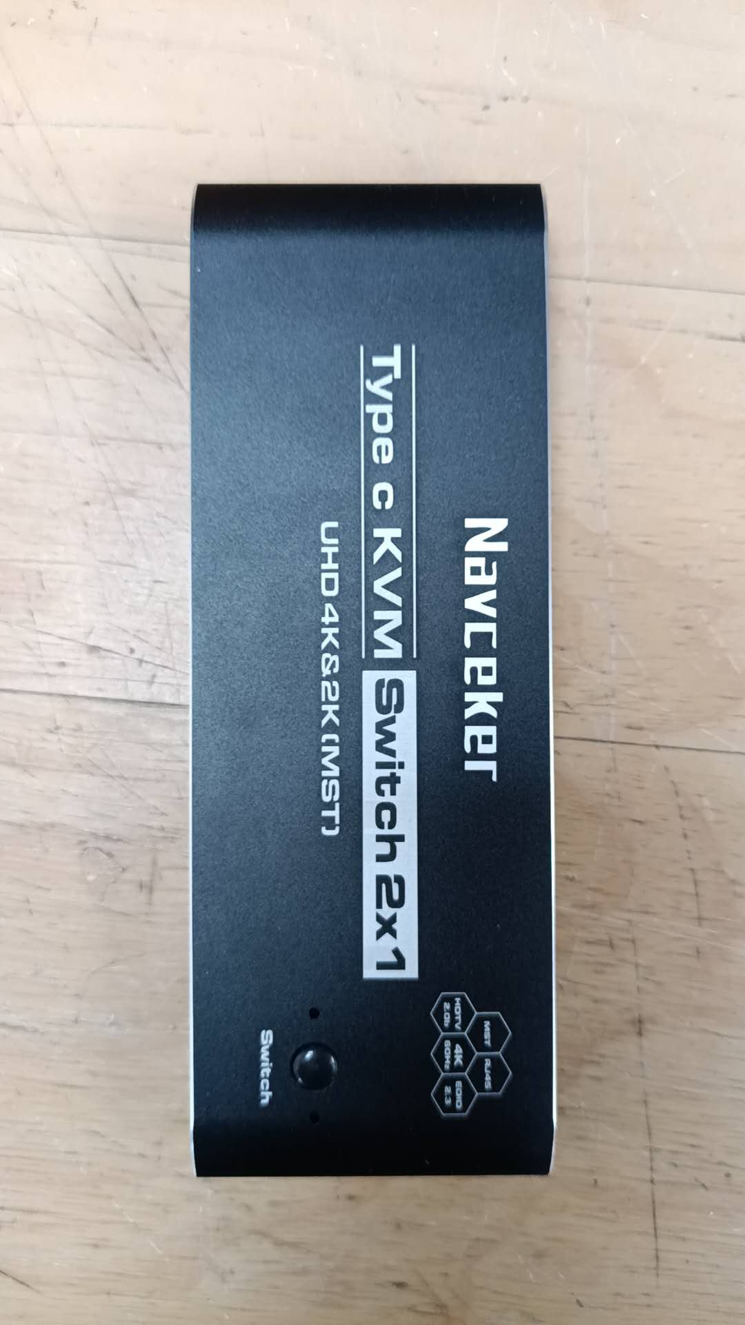 2 in 1 TYPE-C Out KVM Switch Selector Box 2x1, for 2 Computer 1 Monitor Switch with 2x USB3.0 Data Cable