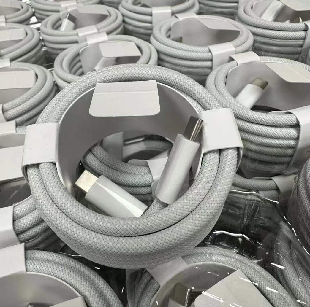 Large Stock 1m 2m 240W 60W USB C to Type C Cable Fast Charging Data Cable for 16 15 Pro Max Phone Cord for iphone Charger